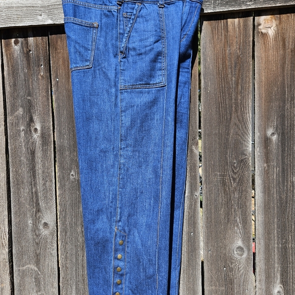 Anthropologie Pilcro & The Letterpress Size 26 Wide leg Snap Bottom buttonJeans - Picture 7 of 9